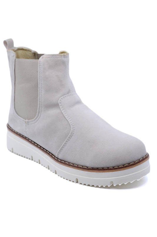 Slip on Chelsea Sneaker boot