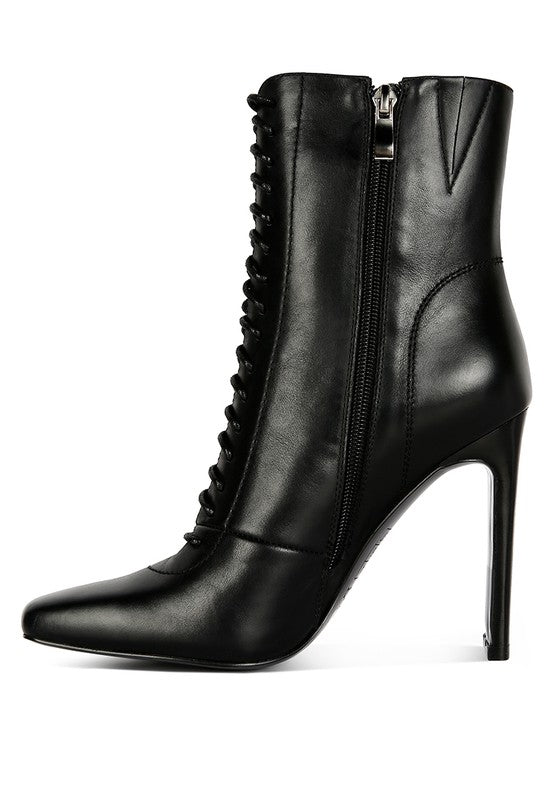 WYNDHAM Lace Up Leather Ankle Boots